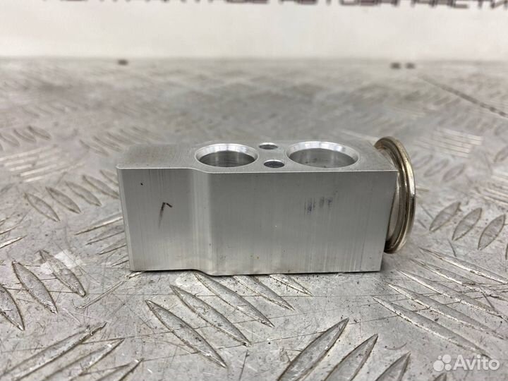 Б/У клапан кондиционера Honda Accord 8 CP1 K24Z