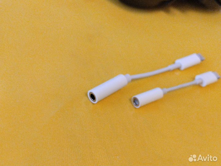 Переходник Apple Lightning на 3,5 мм для наушников