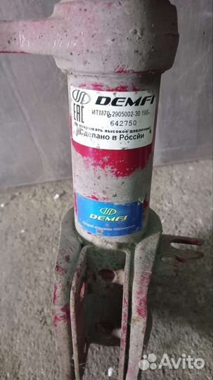 Передние стойки priora в сборе