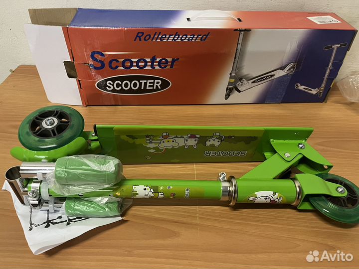 Самокат детский трехколесный