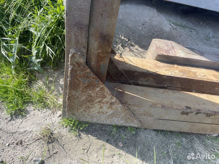 Коники для перевозки труб