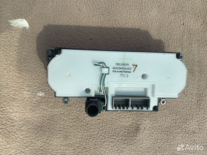 Блок управления климатом Subaru Impreza 05-07