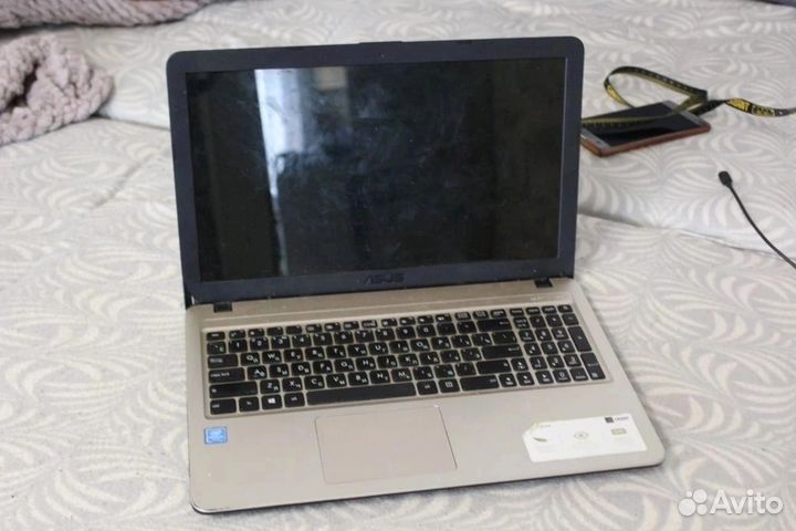 Ноутбук asus Model X540S