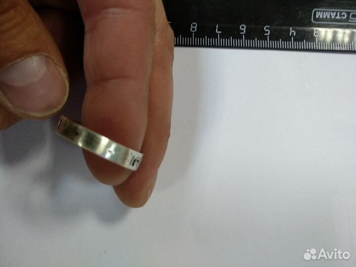 Серебряное кольцо с камнями, спаси и сохрани