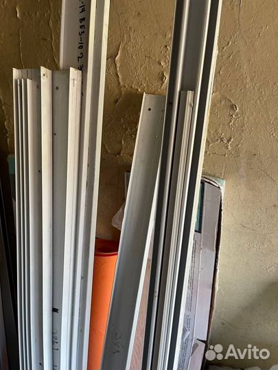 Раздвижные алюминиевые окна с рамой (5,33/1,67)