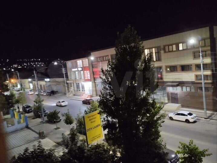 4-к. квартира, 100 м², 4/5 эт.