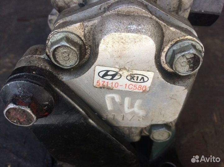 Насос гидроусилителя Hyundai Getz