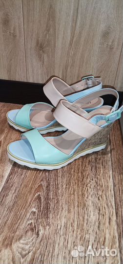 Туфли и сандали на платформе женские