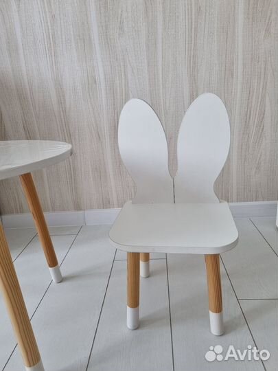 Детский столик и стульчик