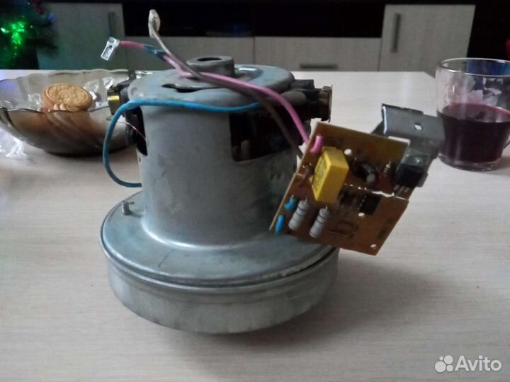Электродвигатель от пылесоса зануси 1800w