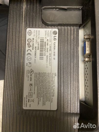 Монитор LG flatron L1919S