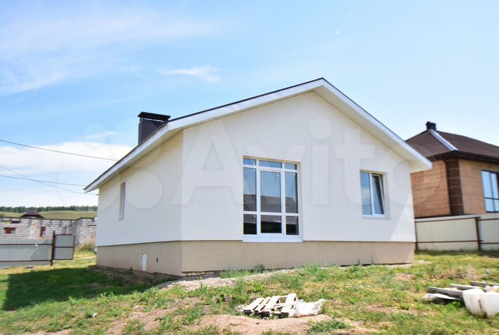 Дом 100 м² на участке 5 сот.