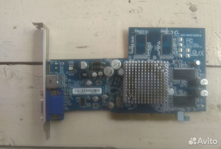 Видеокарта GV-R92128TE, 128 mb