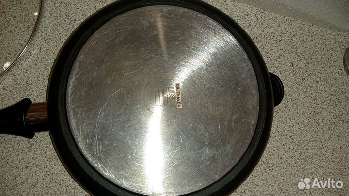 Сковорода нмп с крышкой 28 см