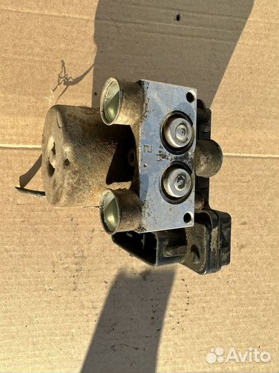 Блок ABS Mitsubishi Lancer 9