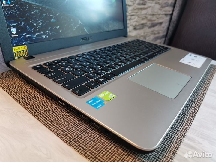 Игровой Asus Intel Gold/12Gb/SSD240GB/MX110 2GB