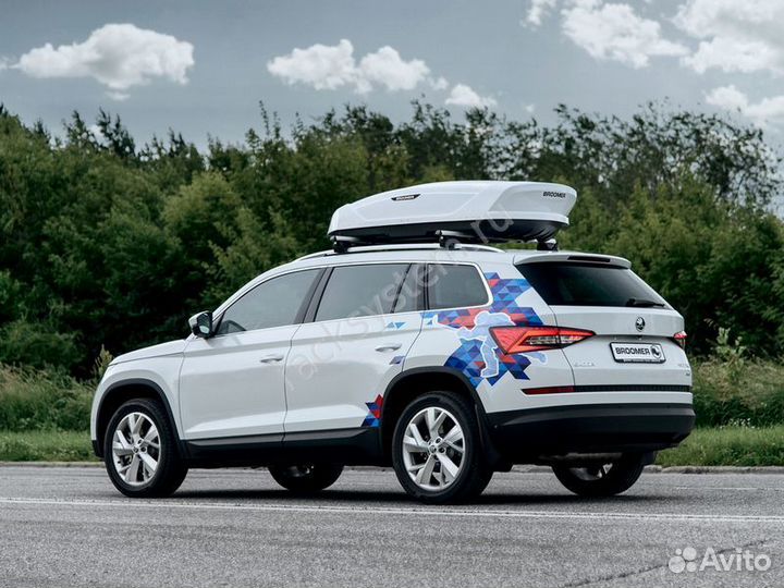 Автобокс Broomer Venture L430 литр белый глянец