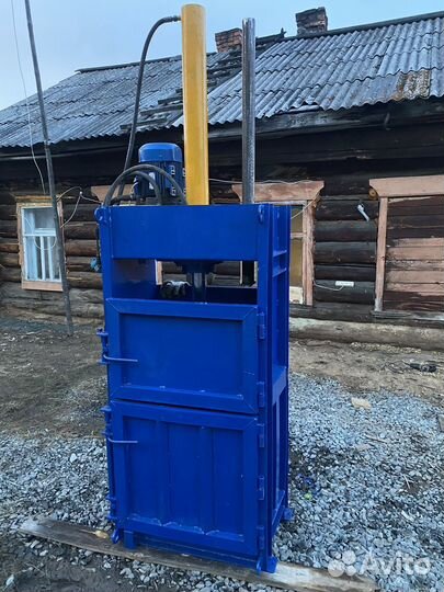 Пресс гидравлический для макулатуры пластика