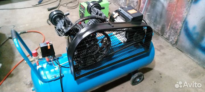 Воздушный компрессор