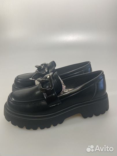 Туфли для девочки 37 размер новые