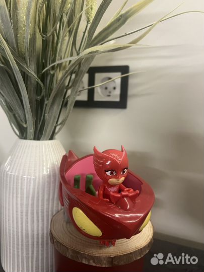 Герои в масках игрушки