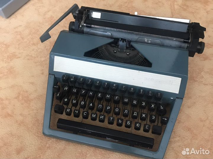 Пишущая машинка