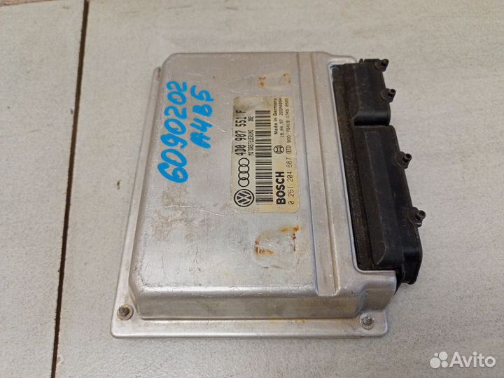 Блок управления двигателем 4D0907551F