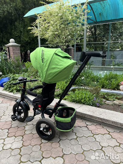 Детский велосипед с родительской ручкой