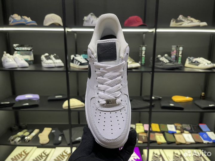 Кроссовки Nike Air Force 1 Low 