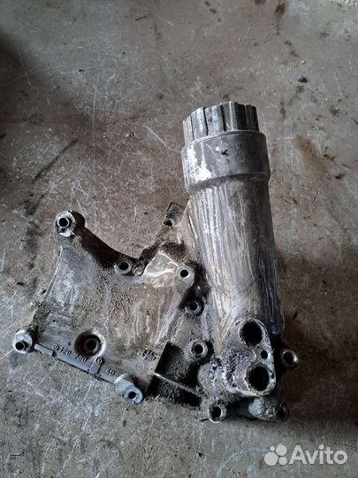 Корпус масляного фильтра Mercedes W140