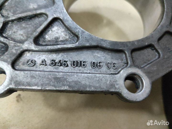 Крышка гбц передняя A6460160606 Mercedes-Benz