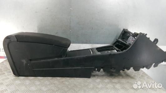 Подлокотник центральный volkswagen passat B7 (ODN0