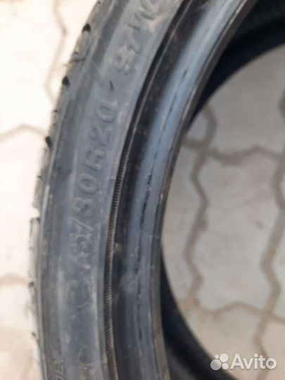 Arivo Ultra ARZ5 275/30 R20