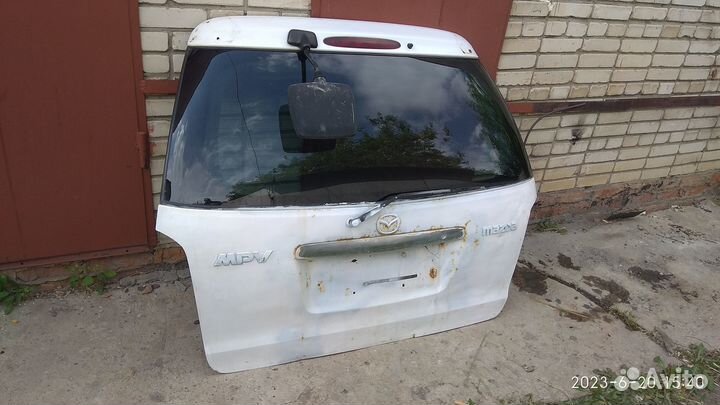 Дверь багажника мазда мпв