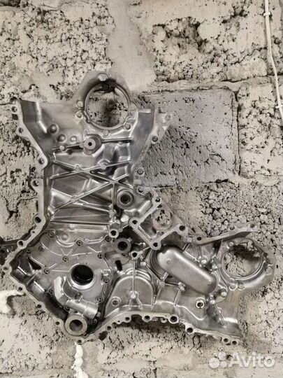 Toyota крышка передняя