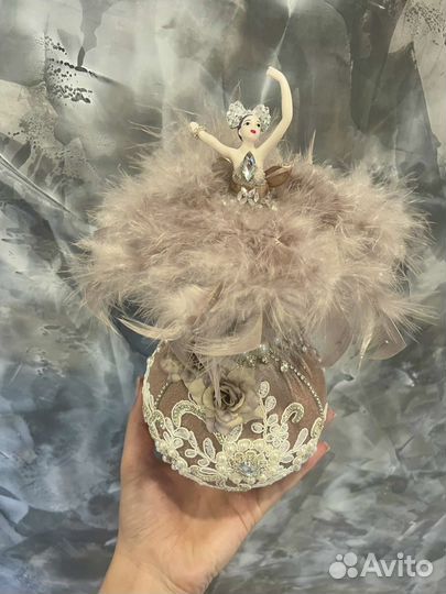 Бархатное елочное украшение