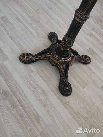 Стол круглый 80см мрамор и чугун