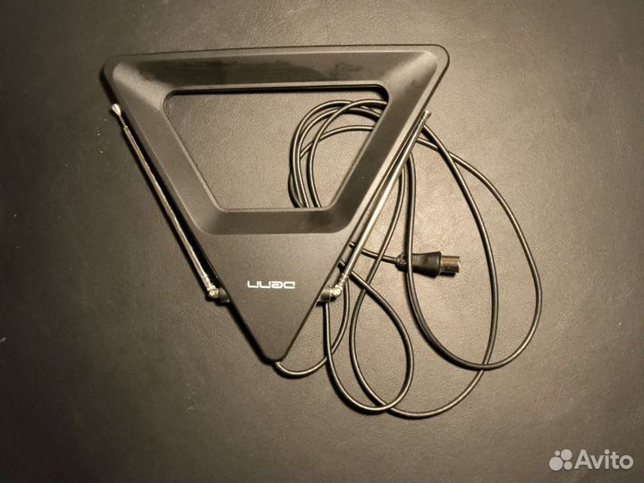 Антенна комнатная DPA150