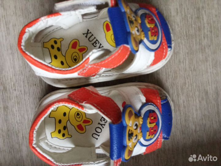 Сандалики для девочки