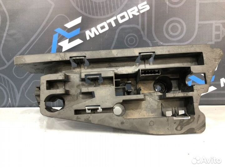 Отсек под инструмент Audi A6 C6 AUK 2005