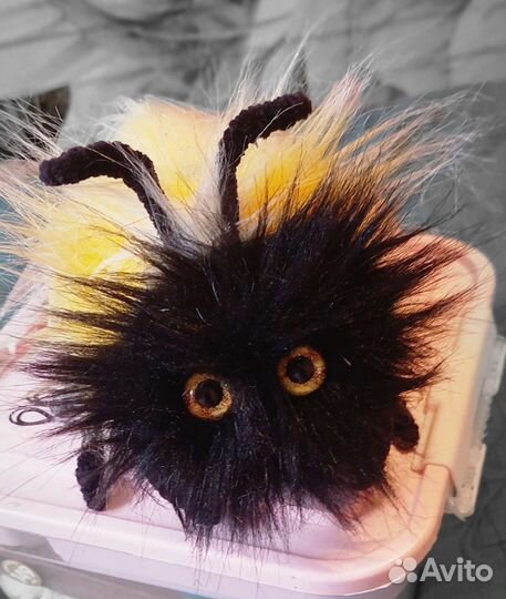 Шмель игрушка