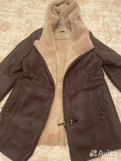 Дубленка женская новая с капюшоном 46, 48