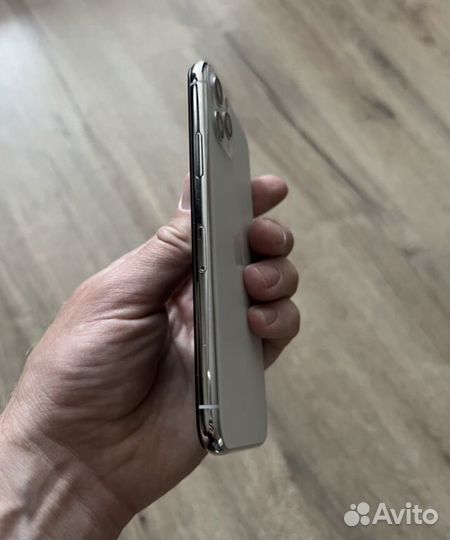 iPhone 11 Pro, 64 ГБ