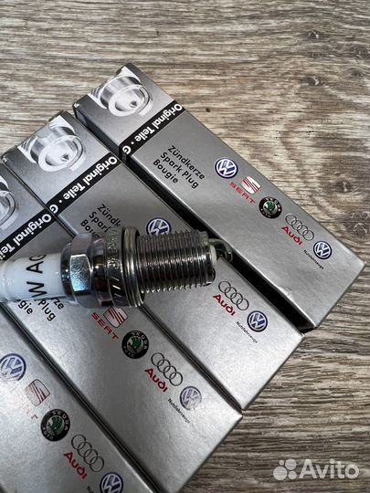 Свечи зажигания VAG, 101000063AA