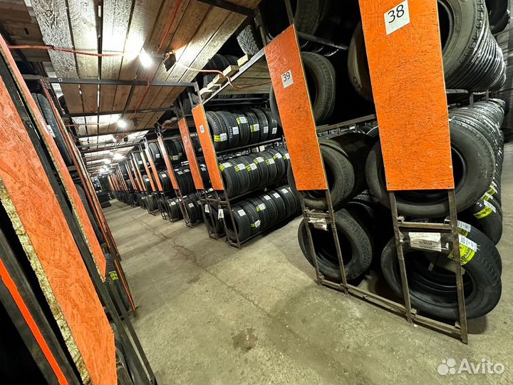 Bridgestone Blizzak Spike-01 205/55 R16 91T