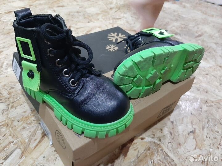 Ботинки демисезонные для девочки 25 размер