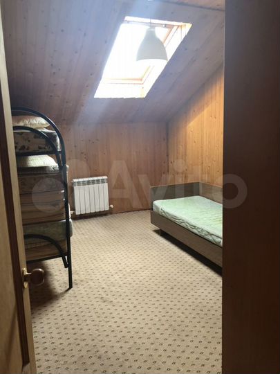 Комната 20 м² в 4-к., 3/3 эт.