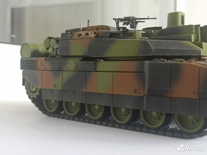 Модель танк 1/35 Leclerc Леклерк 2 Tamiya