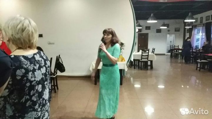 Диджей и ведущая