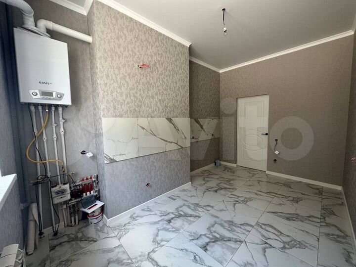 1-к. квартира, 37,4 м², 1/4 эт.